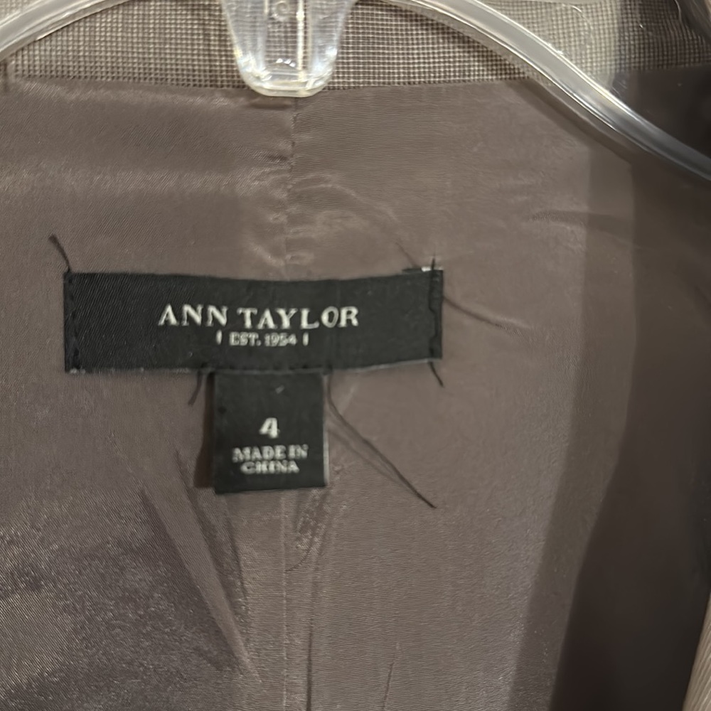 Vintage Ann Taylor 87% wool brown suit jacket with multiple variations t… - Picture 8 of 10